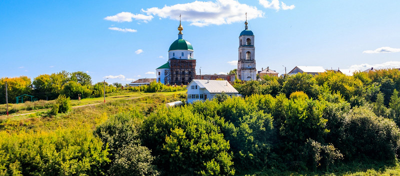 Вид на церковь в Карачарово