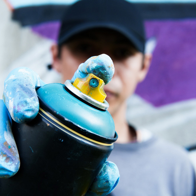 Российского подростка арестовали в Таиланде за вандализм