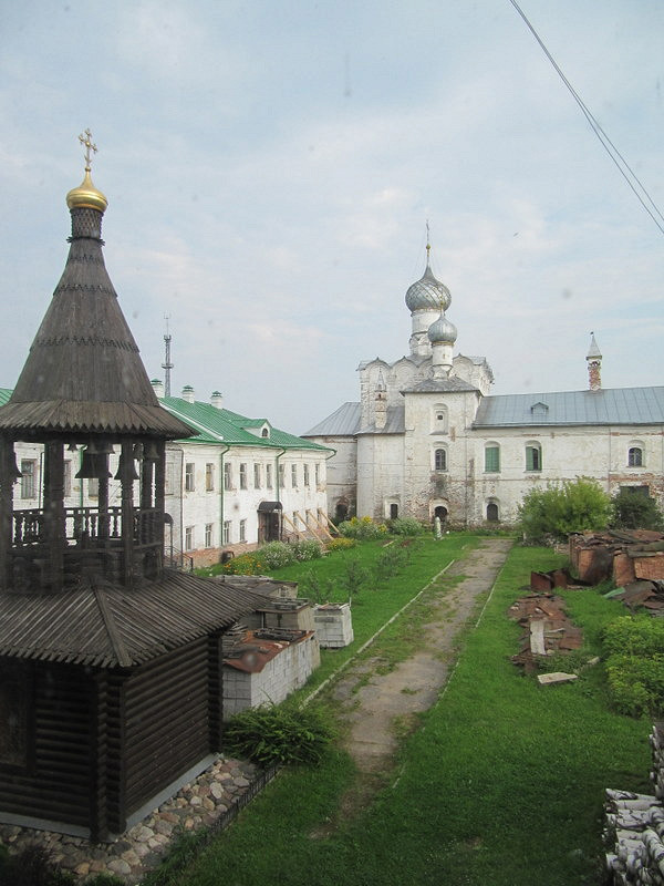 Рождественский монастырь Ростов Великий колокольня