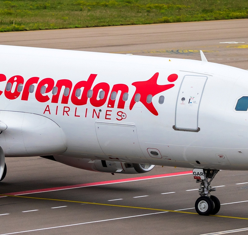 Corendon авиакомпания отзывы. Боинг 737-800 Корендон. Corendon Турция самолет. Boeing 737-800 Corendon Airlines схема салона. Corendon Airlines отзывы.