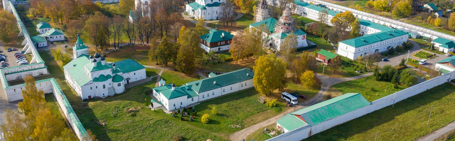 Вид с высоты птичьего полета на Александровский кремль