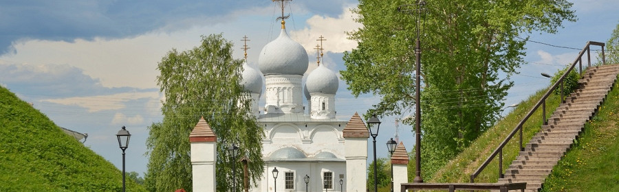 Храм в городе Белозерск