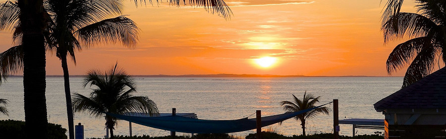 Яркие закаты на Терксе и Кайкосе