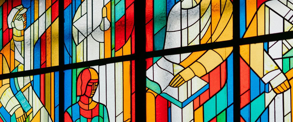 Журнал/Укрощение строптивого ударения и битва с «ихним»: типичные ошибки носителей русского языка