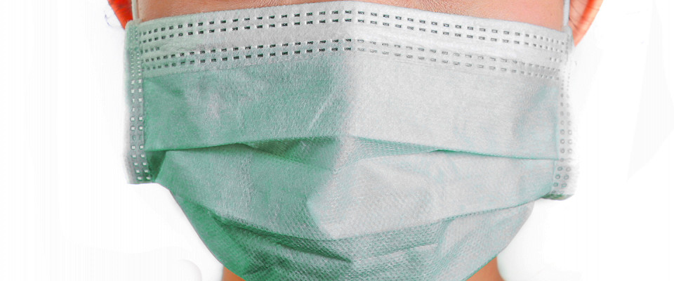 Журнал/Как правильно носить маску, чтобы защититься от коронавируса: рассказывает врач