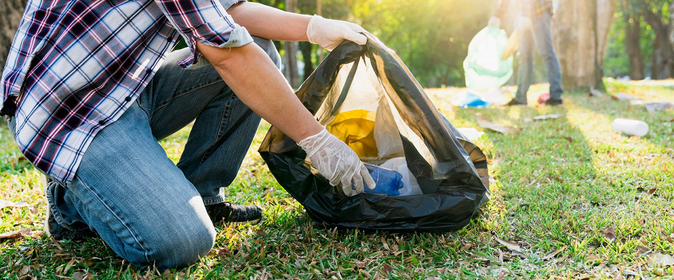 Журнал/Хэштег trashtag вдохновляет людей к очистке природы от мусора