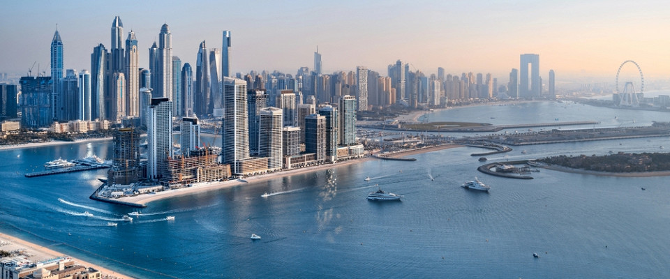 Журнал/«Могли бы в Подмосковье сходить в ТЦ с пальмами»: отзыв о Дубае, который мало походит на заграницу