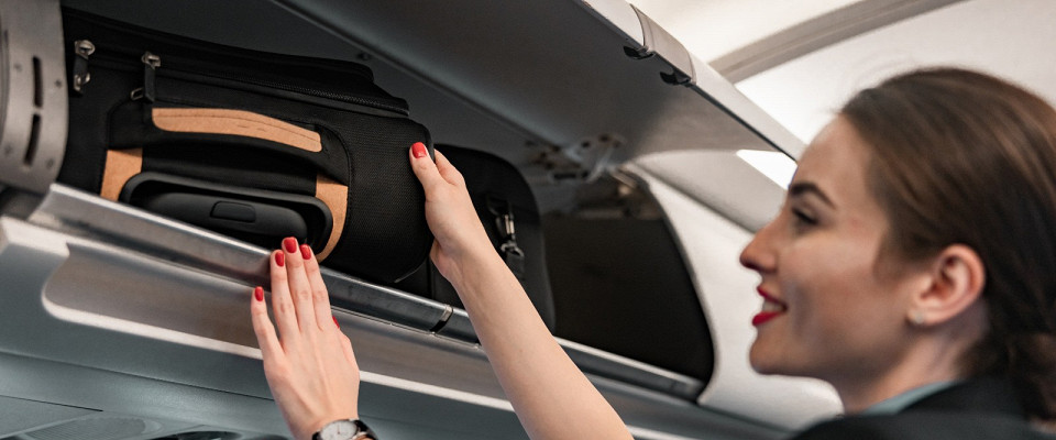 Журнал/Какой размер ручной клади разрешен в самолете — нормы, вес и габариты