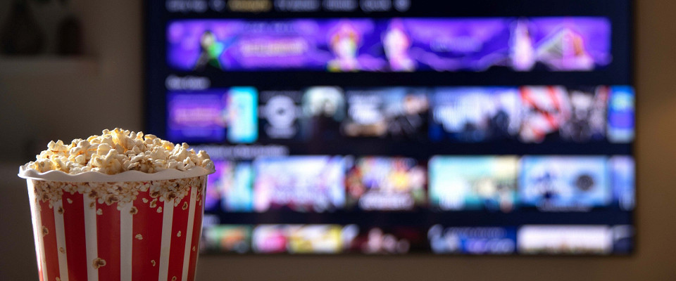 Журнал/10 сериалов, на которые не жалко потратить время в 2018