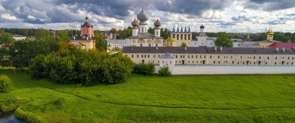 Журнал/Куда поехать на выходные: 9 крутых городов рядом с Москвой и Санкт-Петербургом