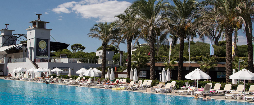 Журнал/Еще тепло, а цены на люксовые «пятерки» уже смешные: отзыв туристки об отдыхе в Белеке в ноябре