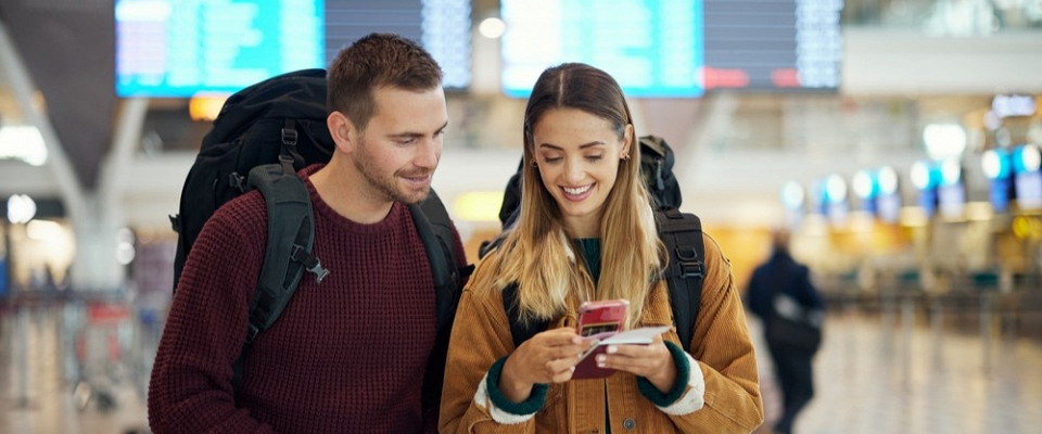 Журнал/Знакомиться в авиапутешествиях стало проще: самолетный Tinder