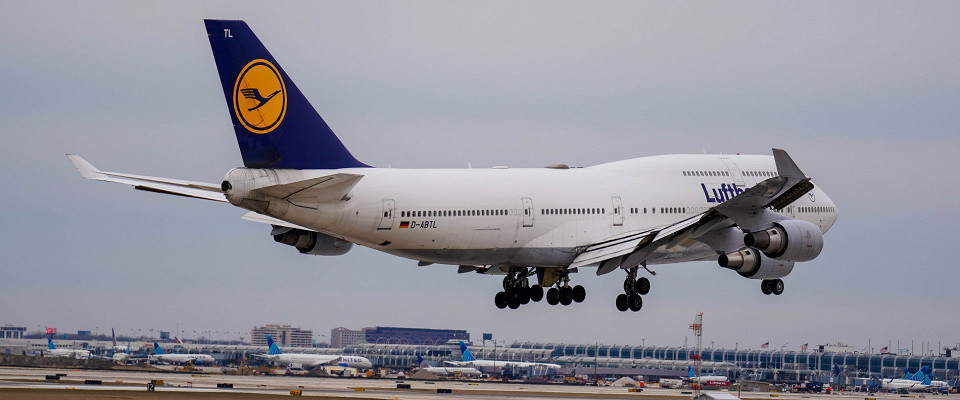 Журнал/Lufthansa: нормы багажа в эконом- и бизнес-классе