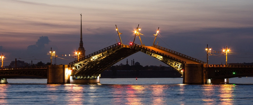 Развод мостов: во сколько разводят мосты в Питере