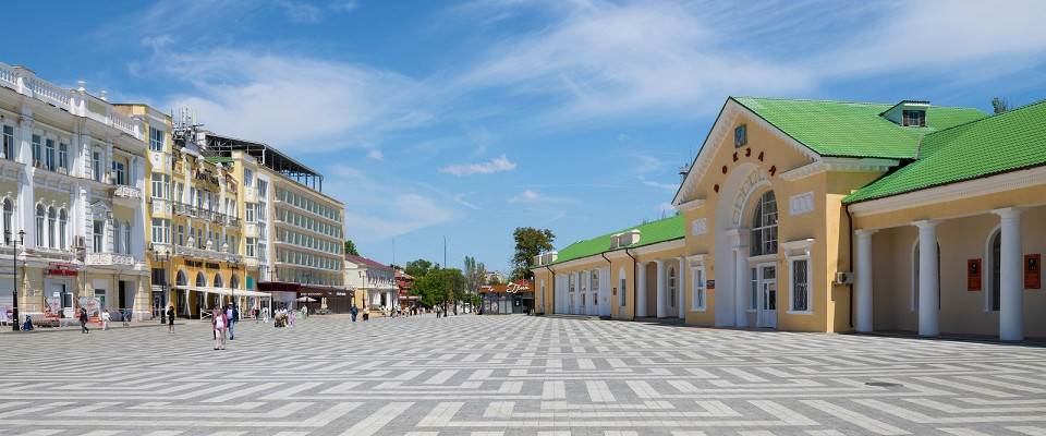 Журнал/Что посмотреть в Феодосии за один день