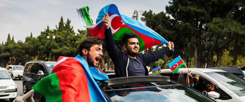 Журнал/Что думают о русских азербайджанцы? 4 неожиданных факта