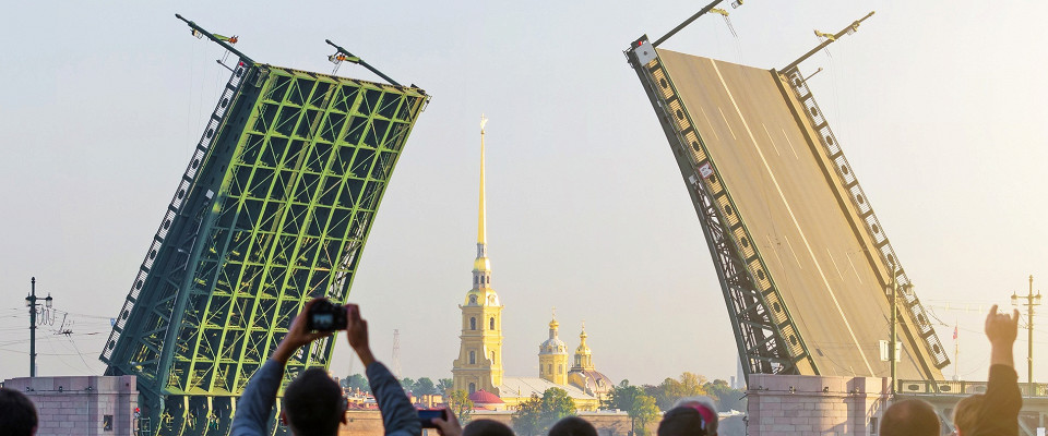 Журнал/Развод мостов в Санкт-Петербурге: когда и где смотреть