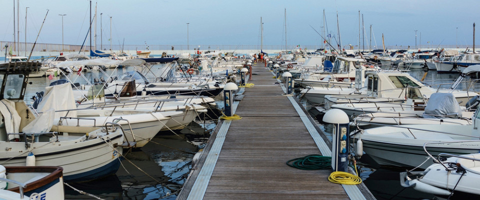 Журнал/Какую лодку выбрать для рыбалки: полное руководство