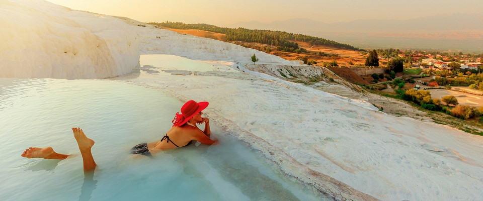 Журнал/Самые странные туристические тренды 2026