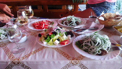 В ресторане "На Лазурном"