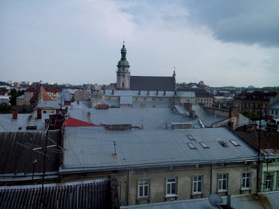 вид на город с крыши Дома Легенд