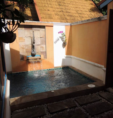 private pool room