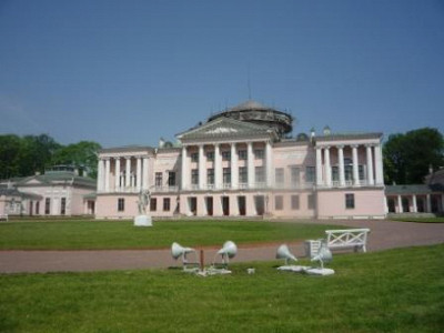 Центральный дом усадьбы Останкино