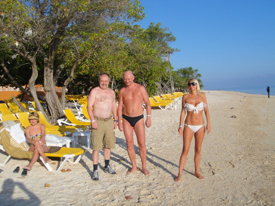 Раннее утро на пляже