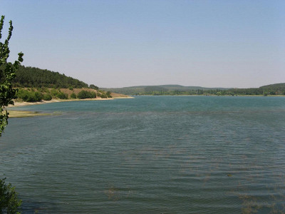 Водохранилище в городе
