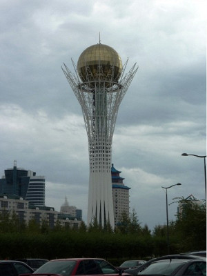 Башня Байтерек 
