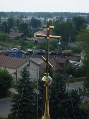 Крест над городом.