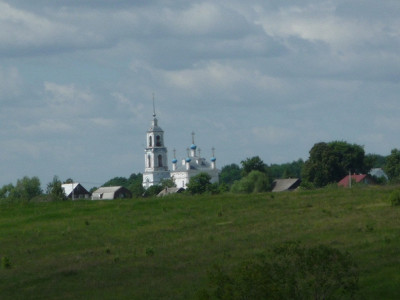 Село Годеново и храм.