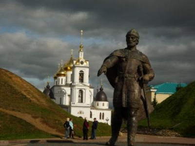 Долгорукий.