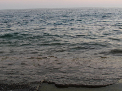 Море