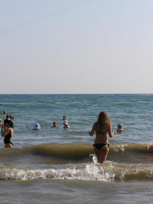 Вода в море