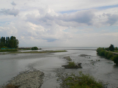 р. Мзымта впадает в море