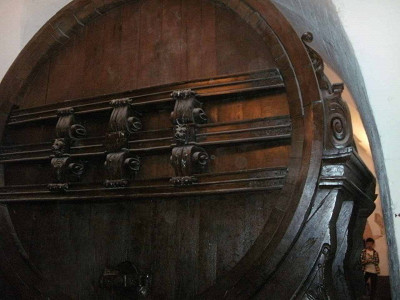 самая большая бочка с вином в мире