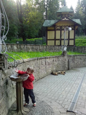 Возле источника "Юзя"