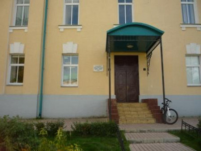 Здание бывшей женской гимназии