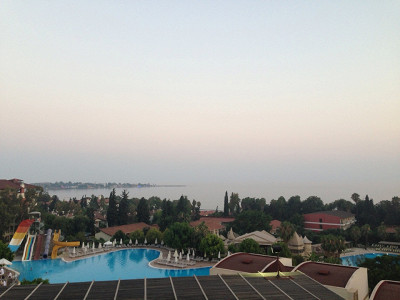 Аквапарк и бассейн