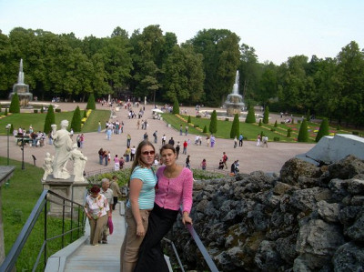 В Петергофском парке