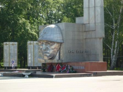 Обелиск Защитникам отечества