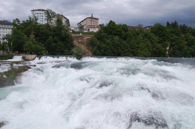Водопад снизу