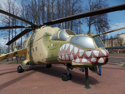 Военная техника под открытым небом