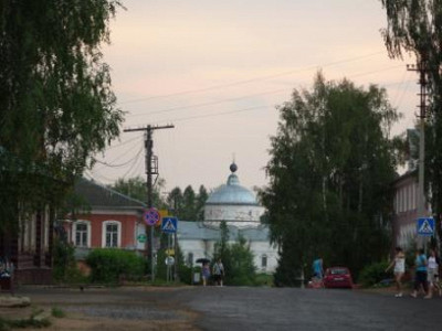 Никольский собор на Никольской улице.