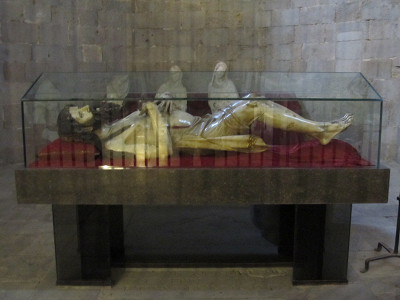 Алебастровая фигура Христа.