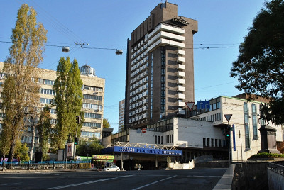 Вид на гостиницу Экспресс