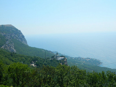 Форосский храм, 400м над морем