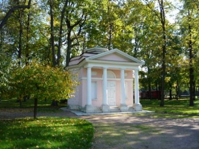 Домик в парке
