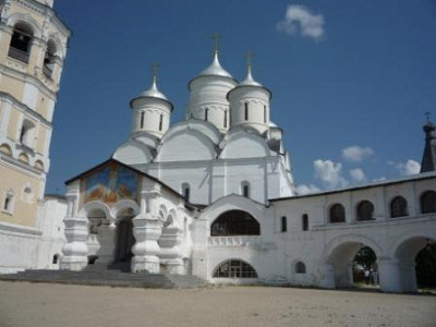 Крыльцо Спасского собора.